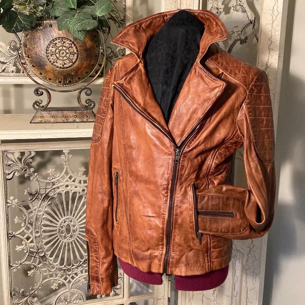 Scully women's brown leather jacket